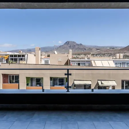 Hayam Apartamentos, Cristianos * 洛斯克里斯蒂亚诺斯