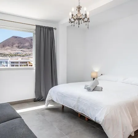 Апартаменты Hayam Apartamentos, Cristianos Лос Кристианос